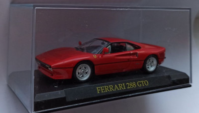 Macheta Ferrari 288 GTO (Type 114) 1984 - IXO/Altaya 1/43 foto
