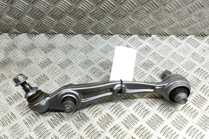 Braț inferior dreapta față BMW X7 G07 2023 OEM: 6878082 30905768