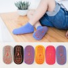 Sosete scurte cu talpa antiderapanta - diverse culori (Marime Disponibila: 6