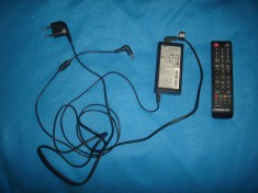 TELECOMANDA SI CABLU ALIMENTARE PENTRU TELEVIZOR SAMSUNG UE32M4002AK 19 VOLTI foto
