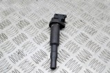 Bobina de inducție de &icirc;naltă tensiune BMW 5 F10 2015 OEM: 7594937,0221504470 14831256
