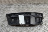 Grila dreapta față AUDI A3 Limousine 8VS, 8VM 2018 OEM: 8V3807682Q 30787663