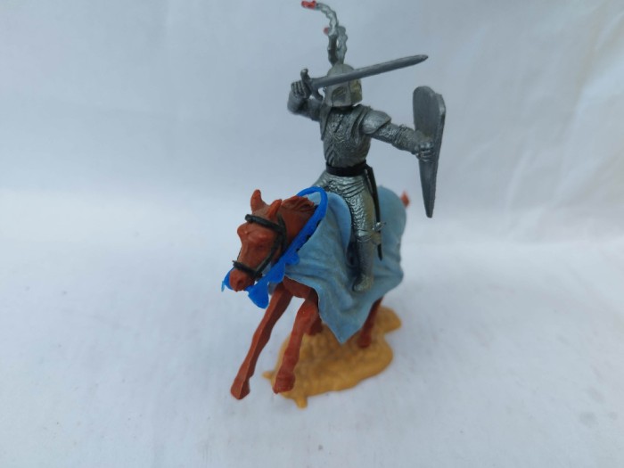 bnk jc Timpo Silver Knight - cavaler calare cu sabie