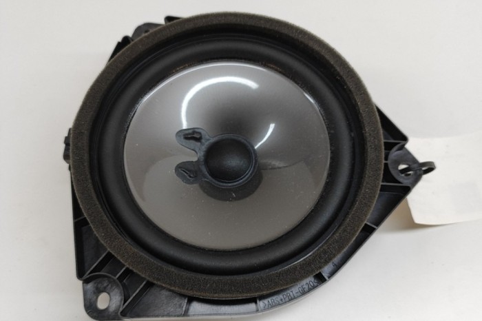 Difuzor ușă st&acirc;nga spate LEXUS RX _L2_ 2019 OEM: 86160-78060 30374233