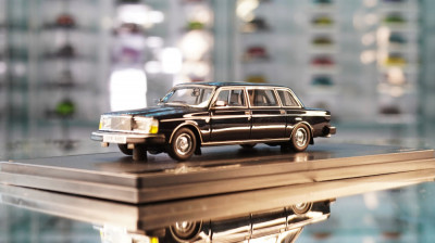 1982 Volvo 264 TE - Matrix 1/43 foto