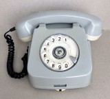 Telefon romanesc cu disc tip RS-72492, model EM-72, din anii 70, cu schema originala