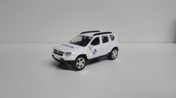 bnk jc Dacia Duster - Ambulanta - Norev - 1/64 - lot 5 bucati