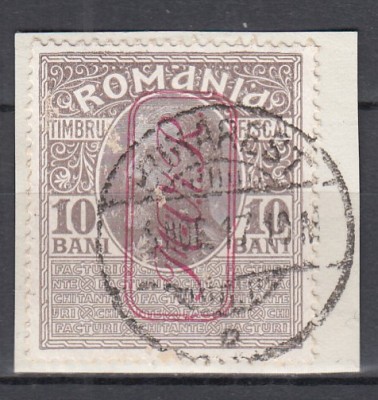 ROMANIA 1917 TIMBRE FISCALE SUPRATIPAR MVIR MONOGRAM MARE IN CHENAR DUBLU APLICAT VERTICAL VALOAREA 10 BANI GRI INCHIS/FRAGMENT STAMPILATA foto
