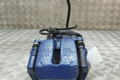 Etrier de fr&amp;acirc;nă dreapta spate BMW X7 G07 2023 OEM: 6887410 30905280 foto
