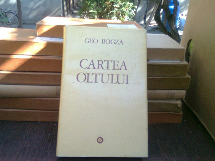 CARTEA OLTULUI - GEO BOGZA