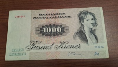 DANEMARCA == BANCNOTA 1000 KOROANE 1972 foto