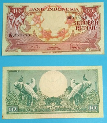 Indonezia (p#66) 10 Rupiah 1959 &amp;#039;Cacadu Umbrelat&amp;#039; serie: 10UY 73778 foto