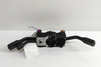 Maneta semnalizare ștergătoare AUDI A4 8D2, B5 1995 OEM: 4D0953513,4D0953513A,4D0953513B,8D0953513,4D0953513C 30762474 foto