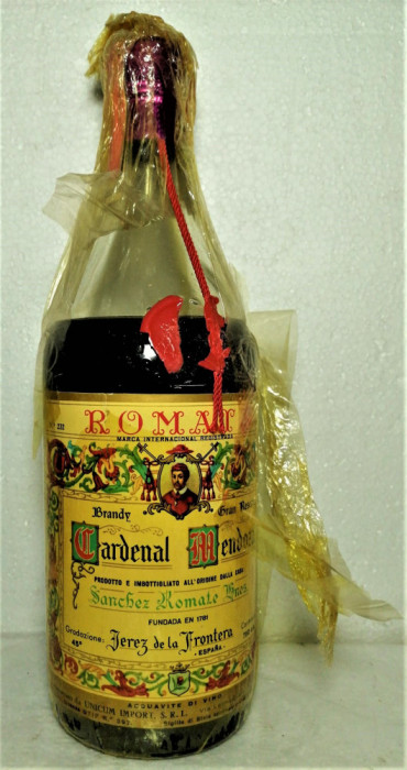 brandy, CARDENAL MENDOZA, JEREZ cl 75 gr 45 ani 1950 BOTTELES ANII 70