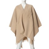 Poncho bej uni cu franjuri subtile