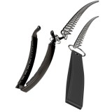 Clemă pentru labii BAD KITTY Pussy Clamp with a Leash, pentru jocuri erotice BDSM, cu lesă din lanț și piele ecologică, negru cu argintiu