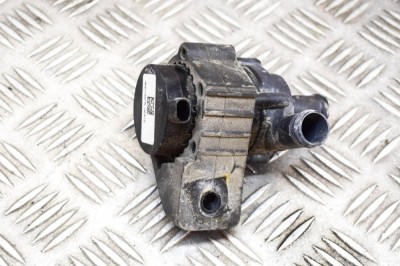 Pompa de apa auxiliara TOYOTA HILUX VII Pick-up _N1_, _N2_, _N3_ 2012 OEM: 9021337A | 18109801 foto