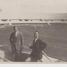 M5 E9 - FOTO - Fotografie foarte veche - domni la stadion - anii 1940