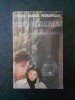 ERICH MARIA REMARQUE - TREI CAMARAZI