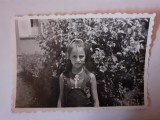 Fotografie dimensiune 6/9 cm cu fată din Giurgiu &icirc;n 1977