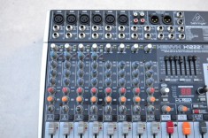 Mixer Behringer QX 1222 USB