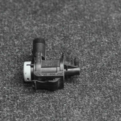 Supapa solenoid AUDI Q7 4L 2013 OEM: 1K0906283A 2010469 foto