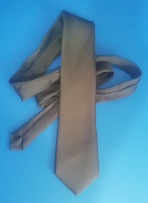 M3 CC3 4 - Cravata tip militar - culoare maro - piesa de colectie foto