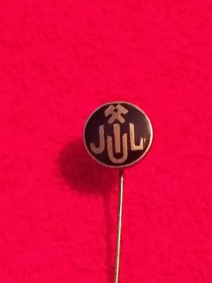 Insigna fotbal - JIUL PETROSANI (varianta 5) foto
