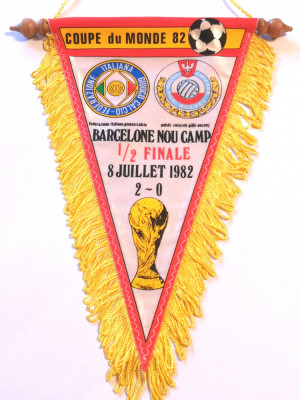 Fanion meci fotbal ITALIA-POLONIA (semifinala Campionatul Mondial Spania`82) foto