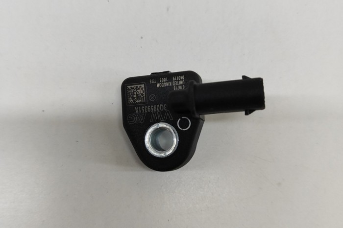 Senzor de impact lateral dreapta SKODA OCTAVIA III 5E3 2020 OEM: 3Q0959351A 22218218