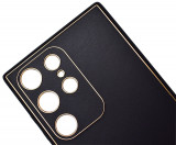 Husa eleganta din piele ecologica pentru Samsung Galaxy S22 Ultra cu accente aurii, Negru, Oem