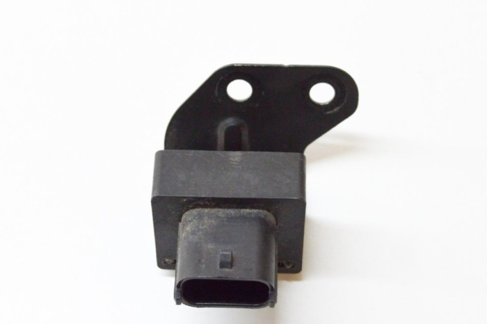 Senzor de accelerație MASERATI QUATTROPORTE VI 2015 OEM: 670005817,002455000115 15475039