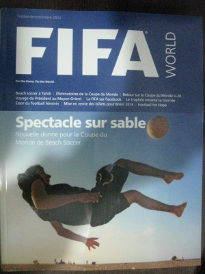 Revista de fotbal - FIFA world (septembrie/octombrie 2013) foto