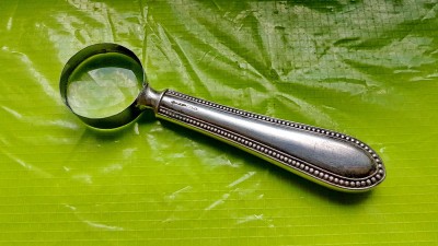 F50-Lupa veche alama argintata marcata anii 1900, maxim interbelica. foto