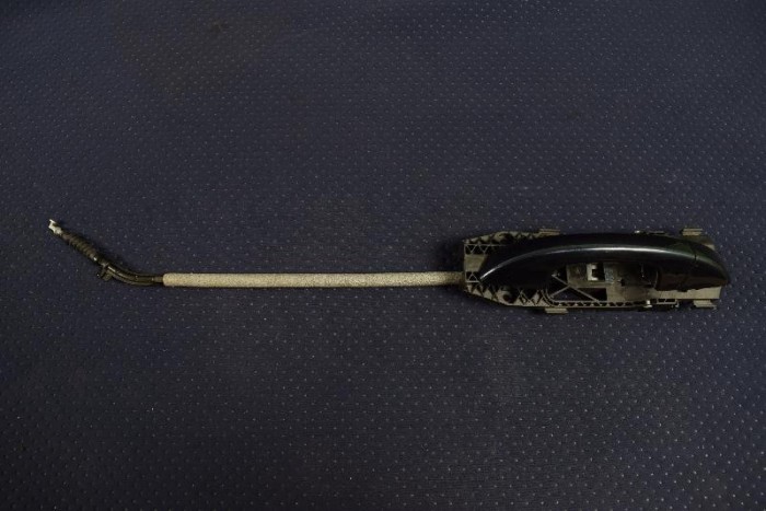 M&acirc;ner exterior ușă dreapta față VW SHARAN 7N1, 7N2 2014 OEM: 7N0837017B,5L0837885C 3138121