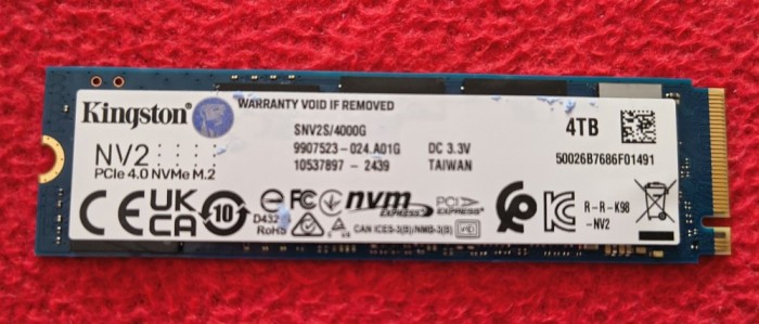 Ssd KINGSTON -4 TB