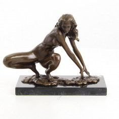 Nud - statueta erotica din bronz pe soclu din marmura FA-95