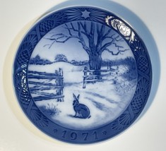 Farfurie portelan danez ROYAL COPENHAGEN, anul 1971, Iepure in peisaj de iarna