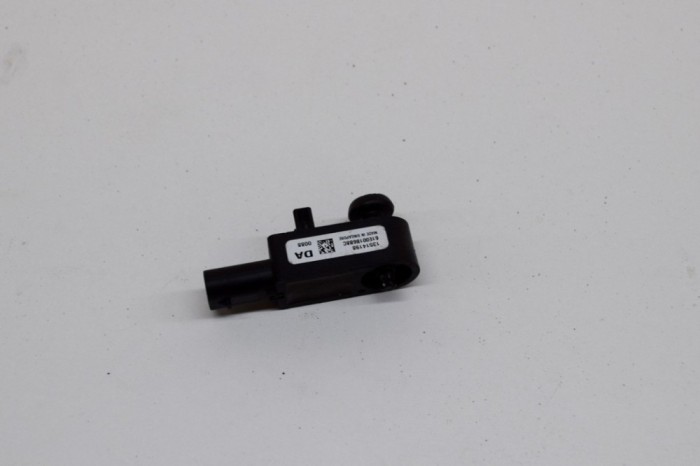 Senzor de impact dreapta față OPEL MOKKA / MOKKA X 2015 OEM: 13514198 14660948