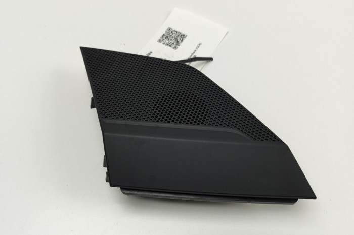 Capac difuzor AUDI E-TRON Sportback GEA 2023 OEM: 4KE857228 30463763