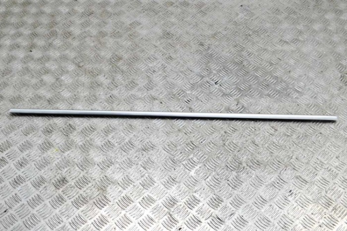 Chedar geam ușă st&acirc;nga spate BMW 3 Touring F31 2015 OEM: 7258331 13759850