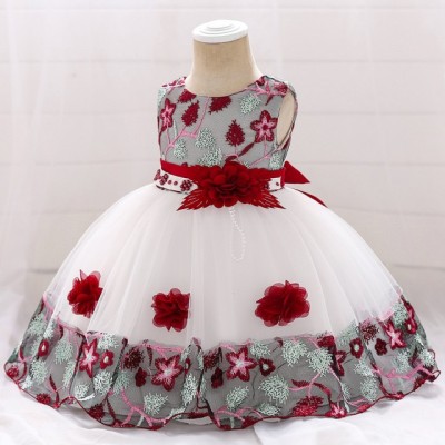 Rochita ocazie cu broderie visinie (Marime Disponibila: 3-6 luni (Marimea 18 foto