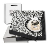Cumpara ieftin Set cadou dama &ndash; esarfa din satin si inel de esarfa Black Rose