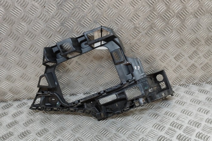 Suport bara de protecție dreapta spate VW TOUAREG 7P5 2016 OEM: 7P6807394D 28137471