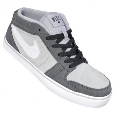 Ghete Barbati Nike Ruckus Mid LR 508265013 foto