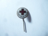 Insigna veche Romania - Crucea Rosie - Donator de Singe , d=1,5cm ,metal si