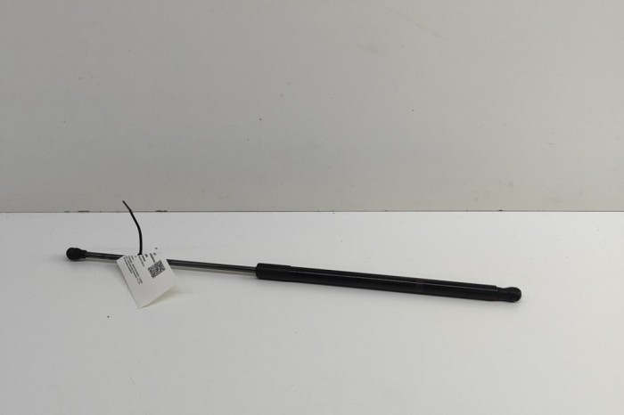 Amortizor capota st&acirc;nga față MERCEDES-BENZ C S206 2024 OEM: A2069800100 30454664