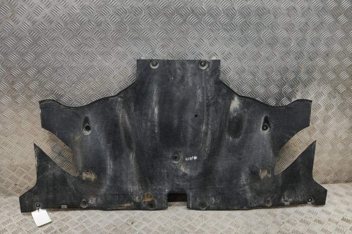 Scut motor central spate TESLA MODEL Y 2021 OEM: 1498771-00-D 22503783