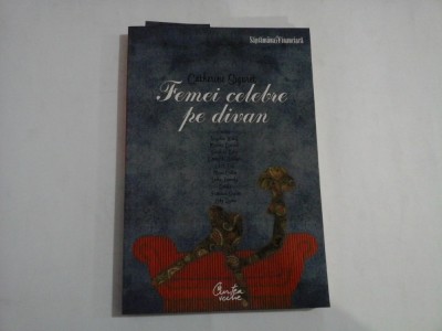 FEMEI CELEBRE PE DIVAN - Catherine SIGURET foto