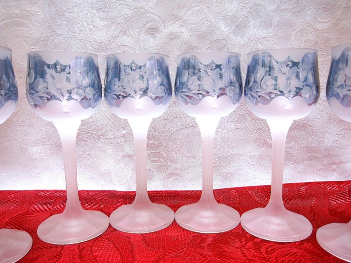 SET PAHARE CRISTAL COLORAT - PAHARE LICHIOR 13.5 CM